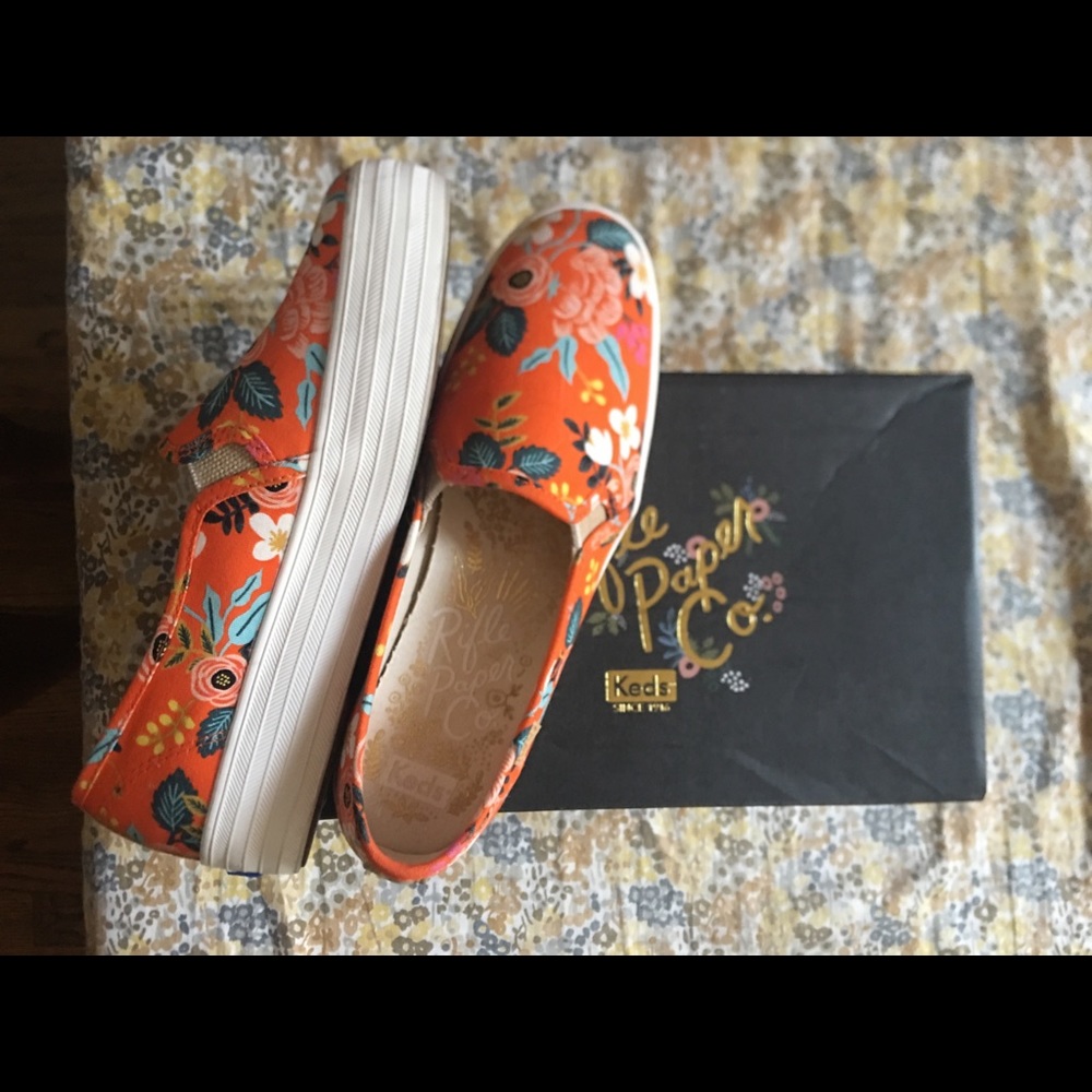 Keds x rifle paper co. Triple decker so 7 orange